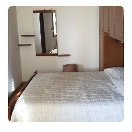 Scrusciu Di Mari Apartment *